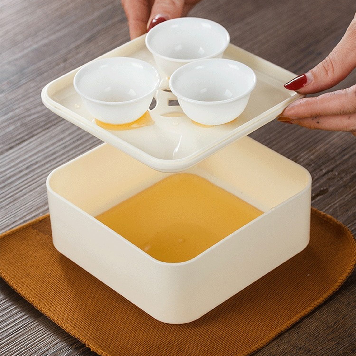 Portable ceramic bowl