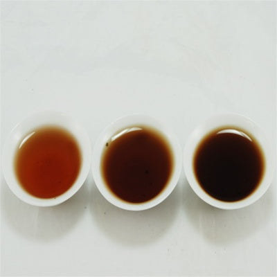 Pu-Erh Tea Cake Red Dayi 7262  Menghai Tea Factory, 2003 (Ripe/Shou)