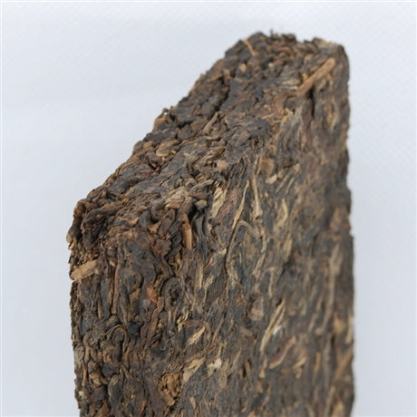 Pu-Erh Tea Brick, Yi Wu Mountain, Kunming Tea Factory, 1998 (Sheng/Raw)