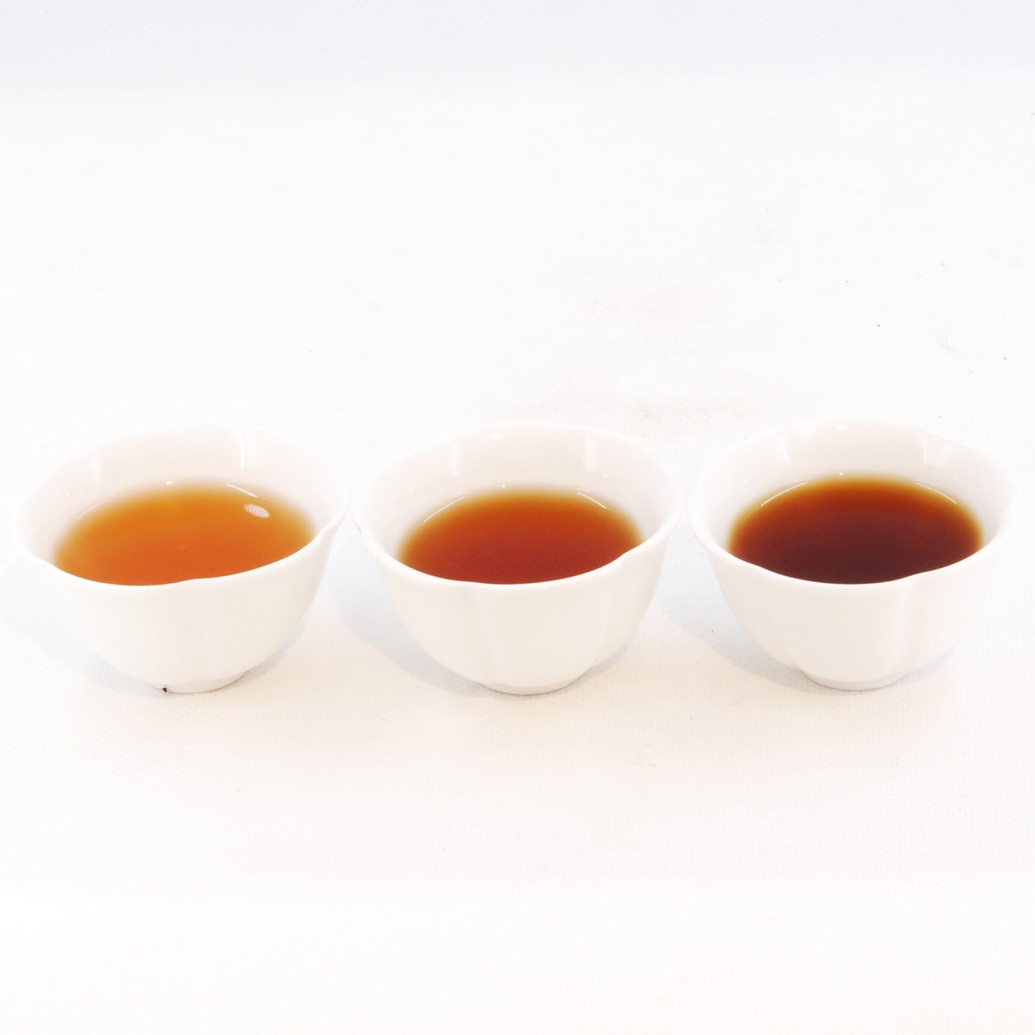 Pu-Erh Tea, Loose Leaf, Vintage Wild Leaves, 1990's (Raw/Sheng)